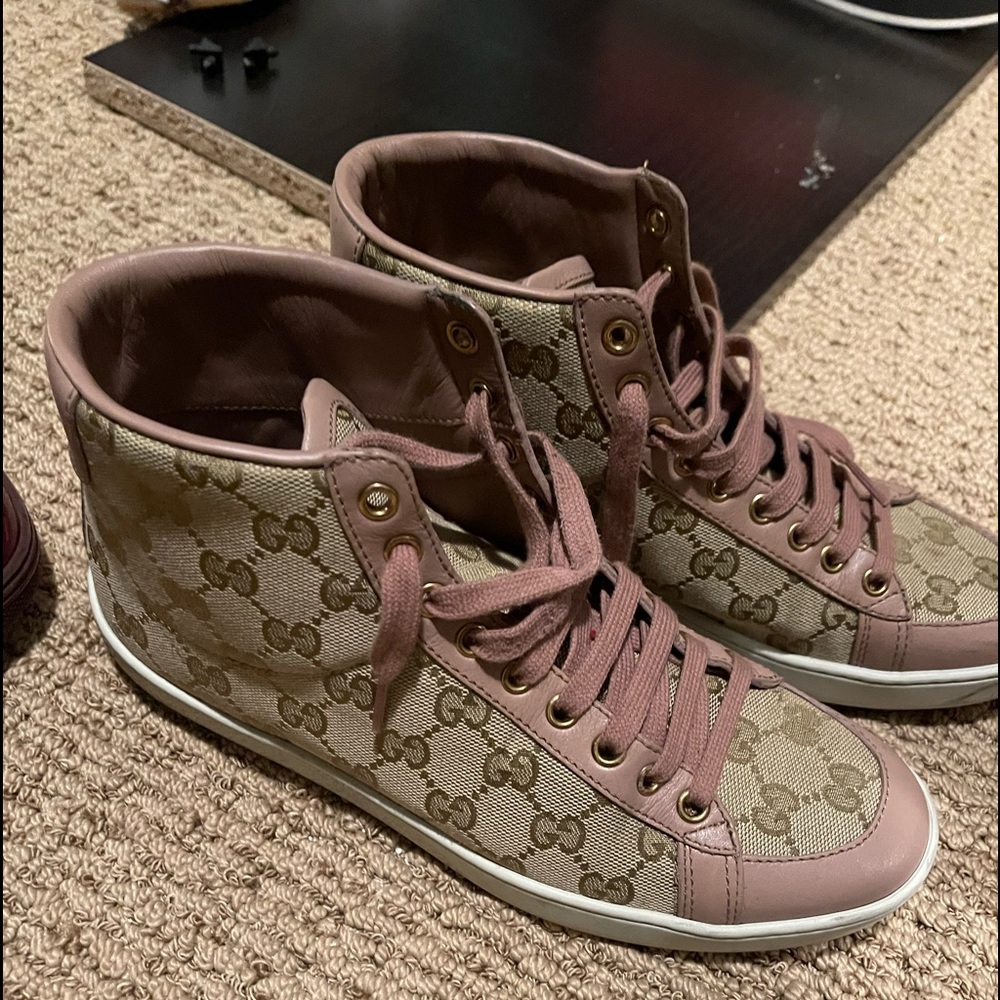 Gucci High top sneakers